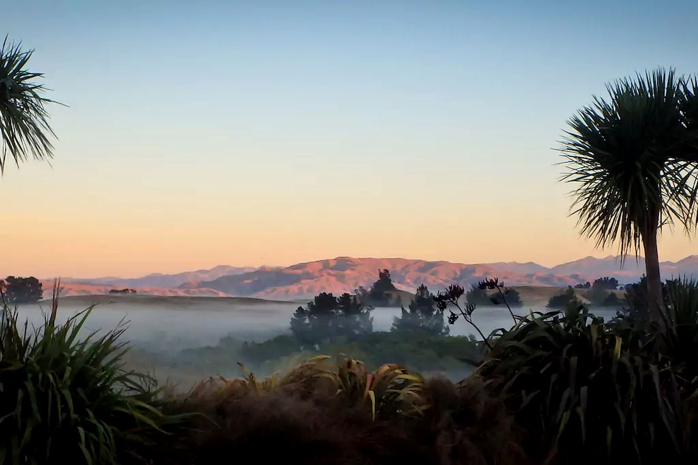 Luxurious Bed and Breakfast Accommodation with Fantastic Views in Cheviot, South Island