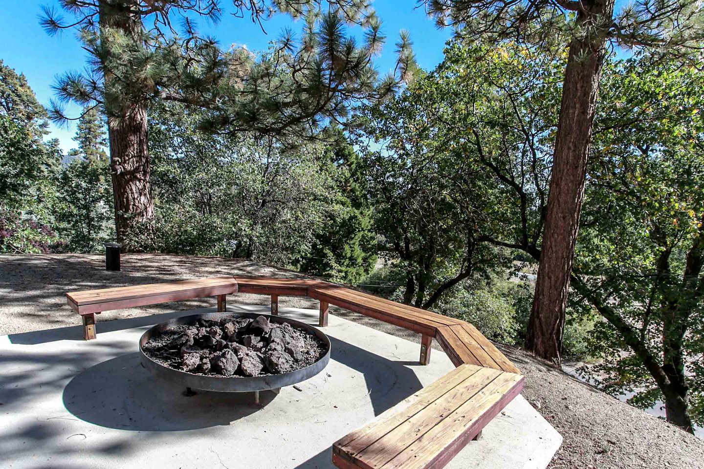 Fascinating Secluded Cottage with Fire Pit in Big Bear Lake, California