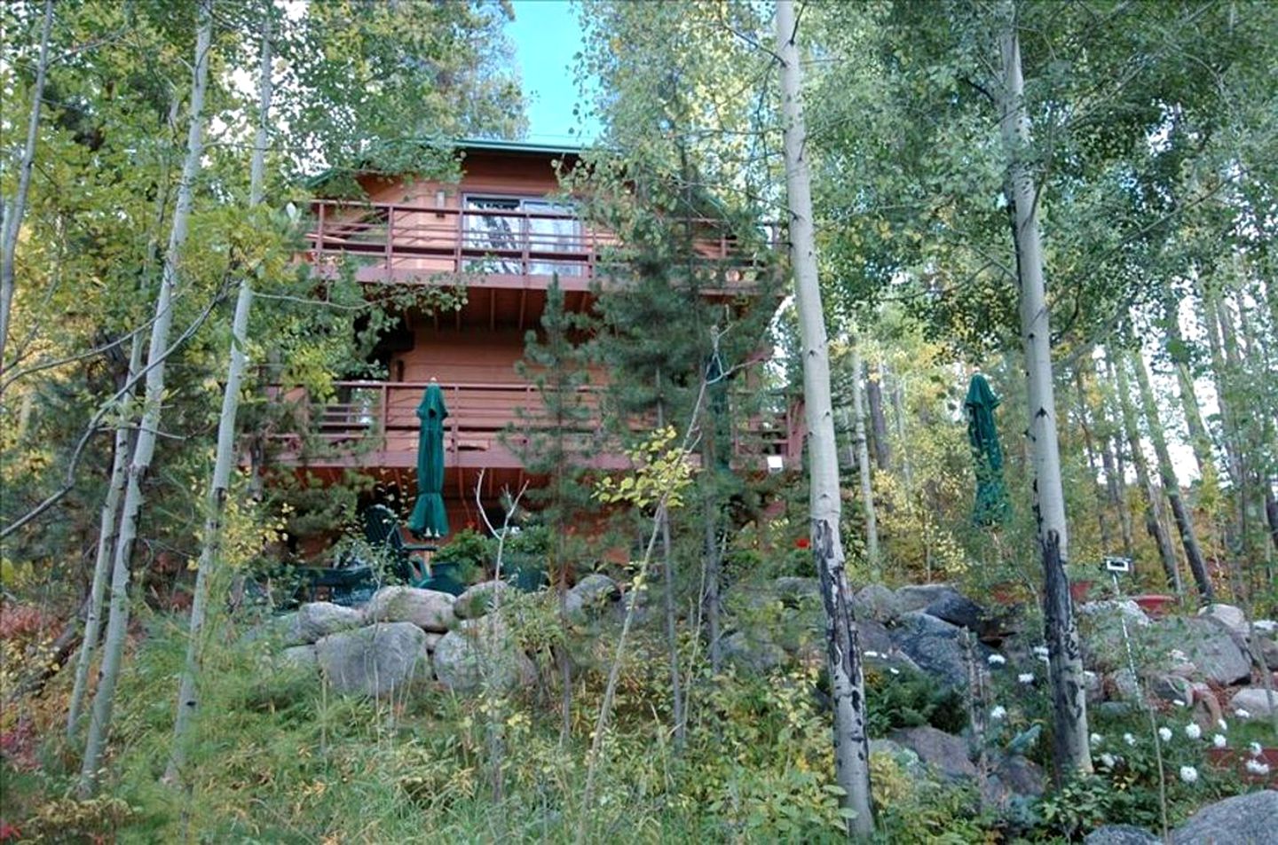 Stunning Woodland Cabin Rental Situated on Columbine Lake in Colorado