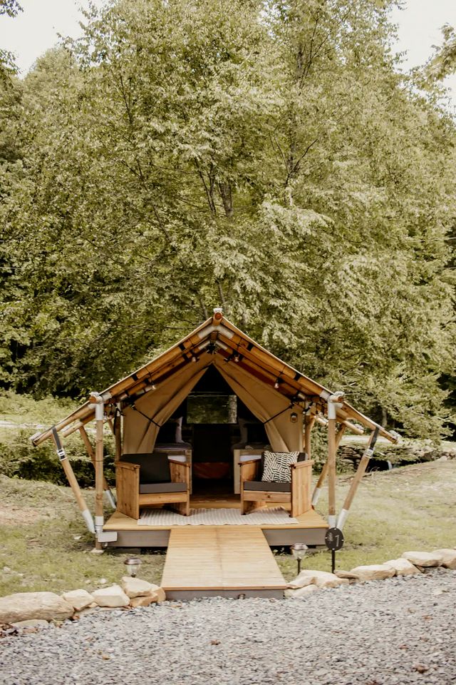 Cute Safari Tent for Two in Erwin, Tennessee