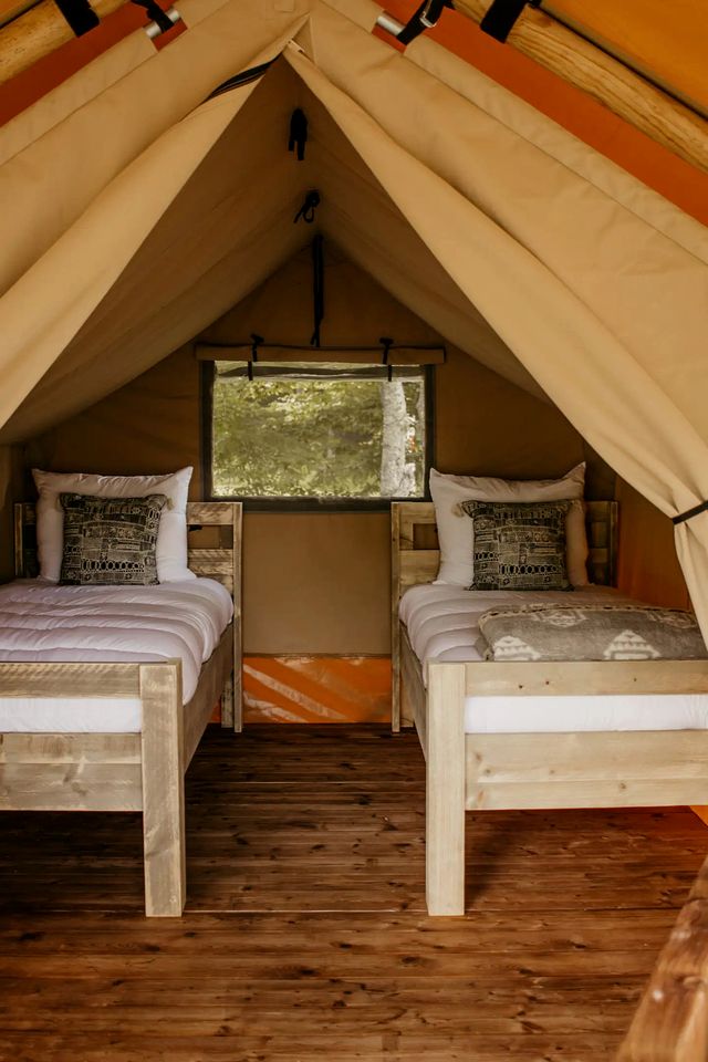 Cute Safari Tent for Two in Erwin, Tennessee
