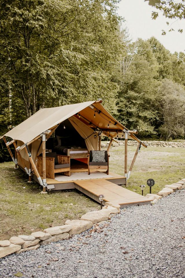 Cute Safari Tent for Two in Erwin, Tennessee