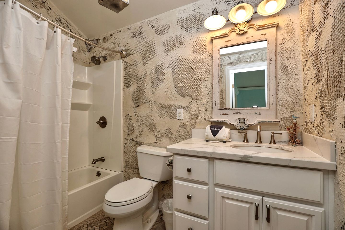 Luxurious Spacious Beach House with Gorgeous Sea Views in Galveston, Texas