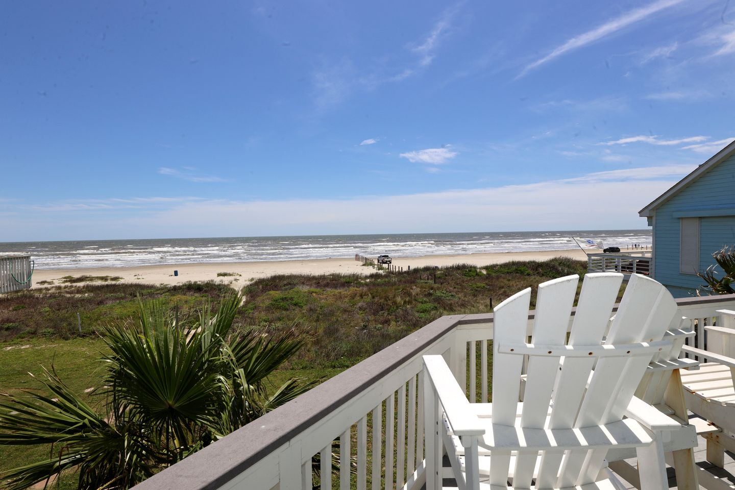 Luxurious Spacious Beach House with Gorgeous Sea Views in Galveston, Texas