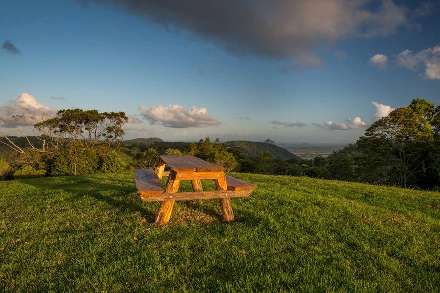 Unique Holiday Cabin on a Stunning Farm in the Sunshine Coast Hinterland of Queensland