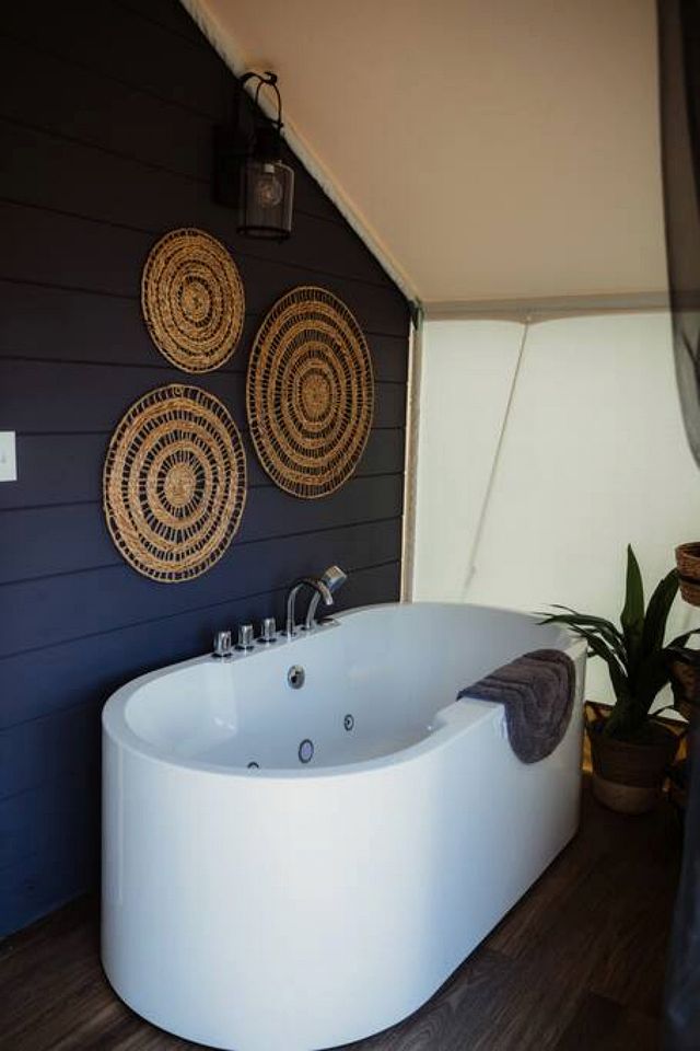 Amazing Luxurious Safari Tent with Sauna and Bath in Kentucky