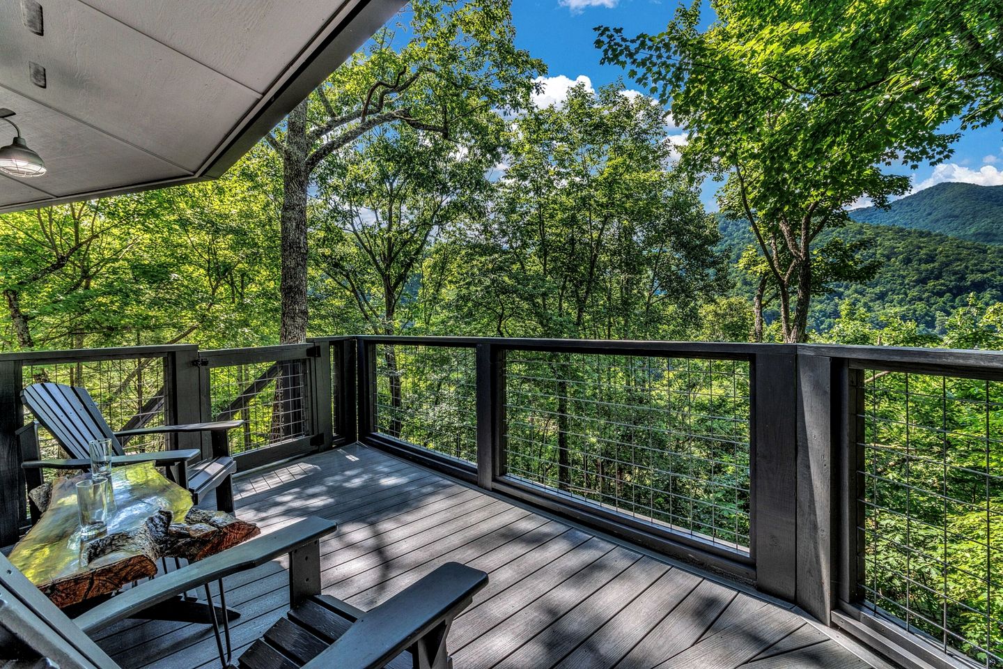 Unique Round Mountain Retreat with Firepit near Black Mountain, NC – Scenic Blue Ridge Getaway