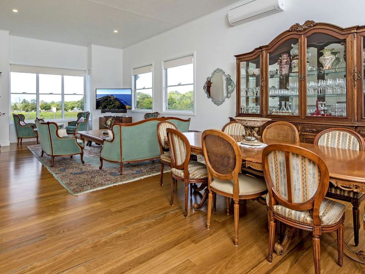 Luxury Cottage Nestled in the Byron Bay Hinterland of New South Wales