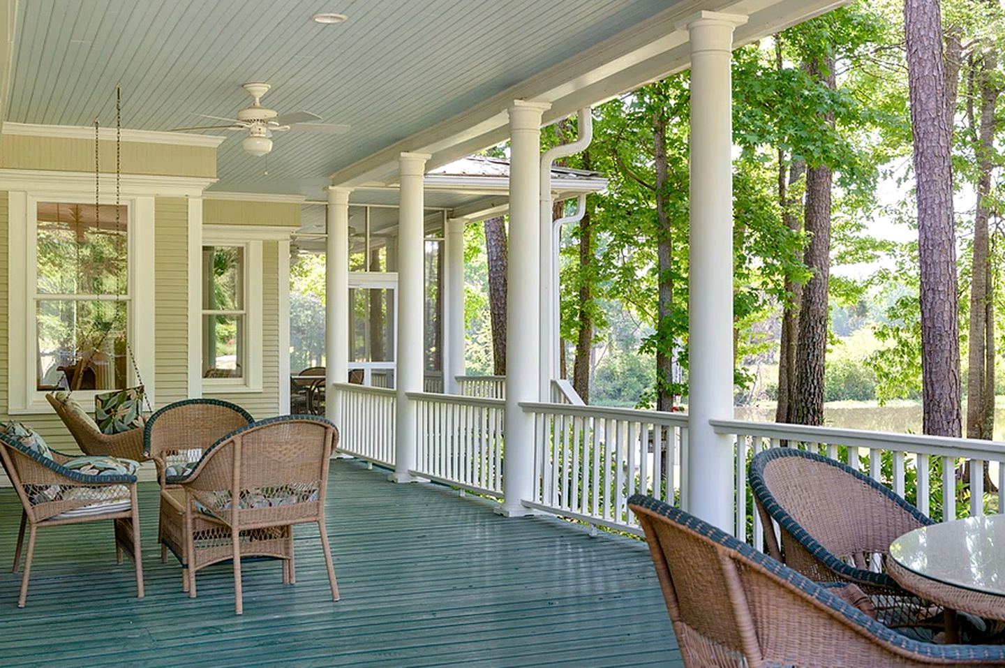 Incredible Villa Rental for Groups with Pool near Mt Vernon, Texas