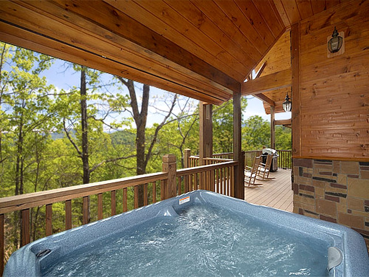 Charming Rental Cabin in Gatlinburg for a Tennessee Getaway