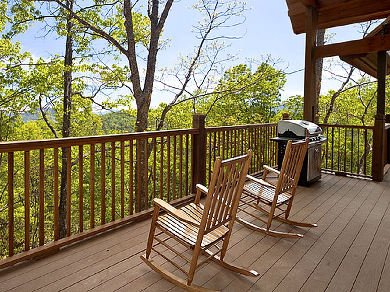 Charming Rental Cabin in Gatlinburg for a Tennessee Getaway