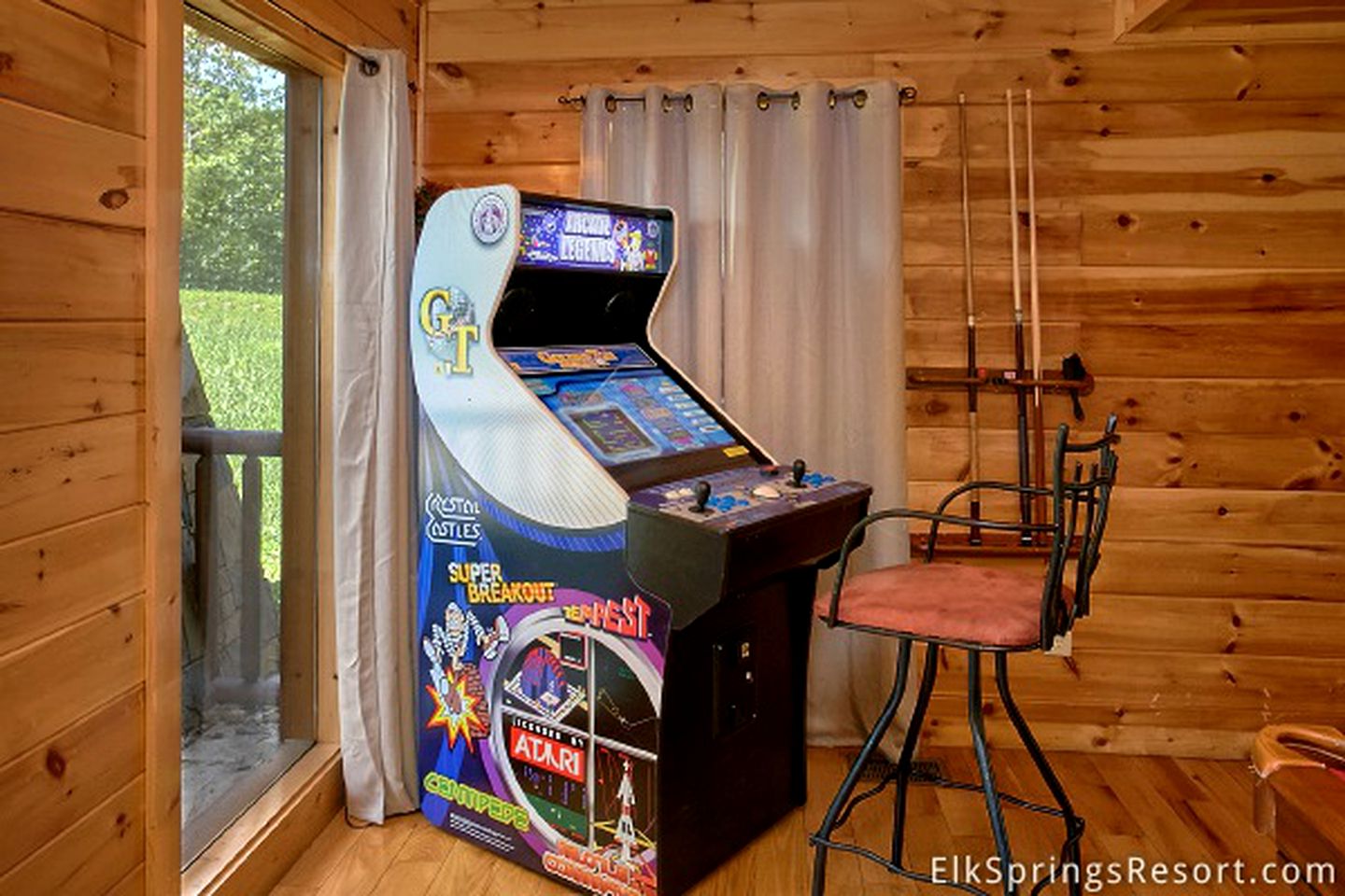 Charming Rental Cabin in Gatlinburg for a Tennessee Getaway