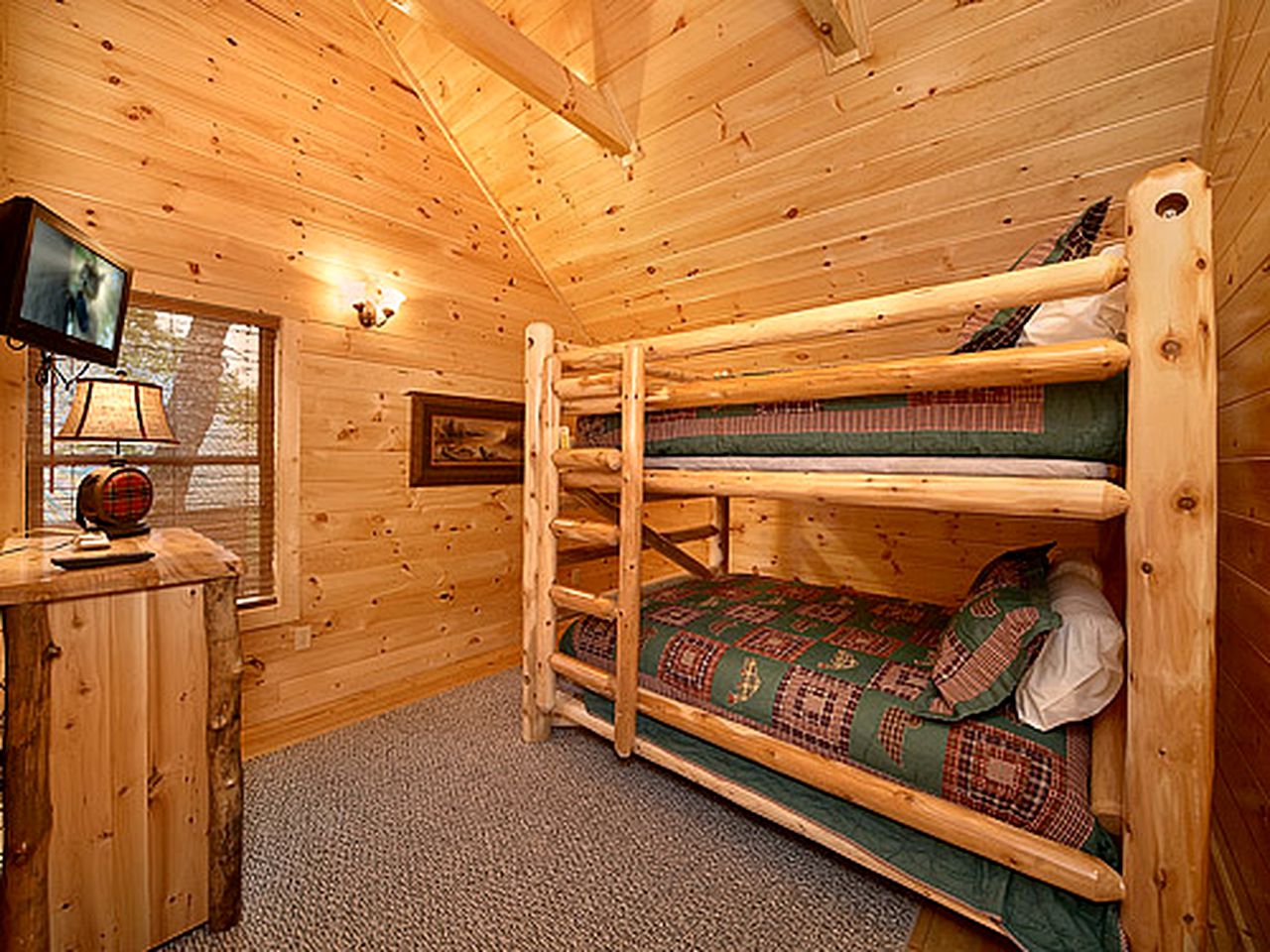 Charming Rental Cabin in Gatlinburg for a Tennessee Getaway