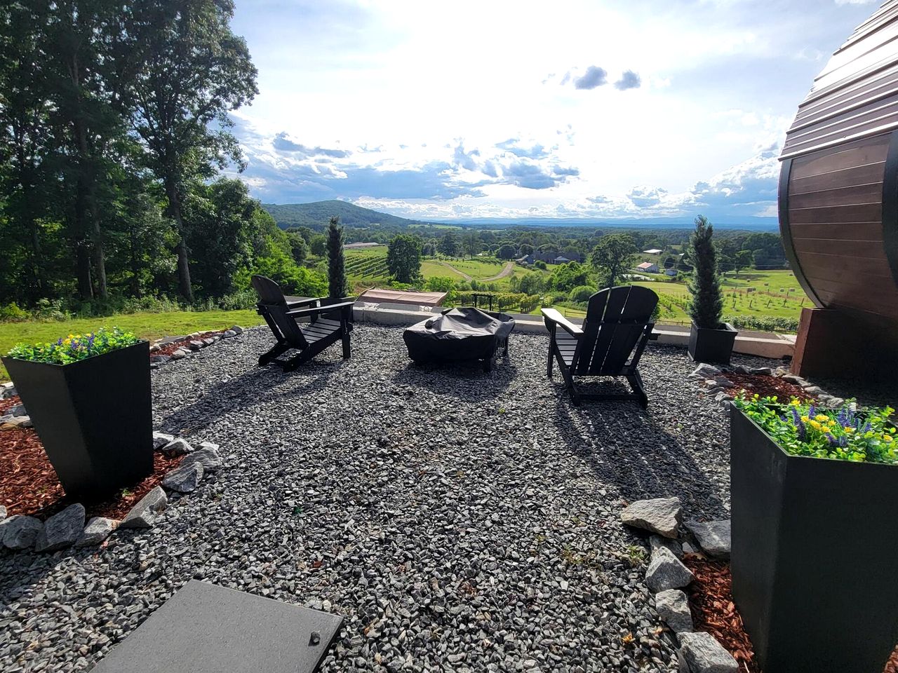 Incredibly Unique Barrel Pod on a Beautiful Private Vineyard with Breathtaking Views for an Unforgettable Glamping Experience in Jonesville, North Car
