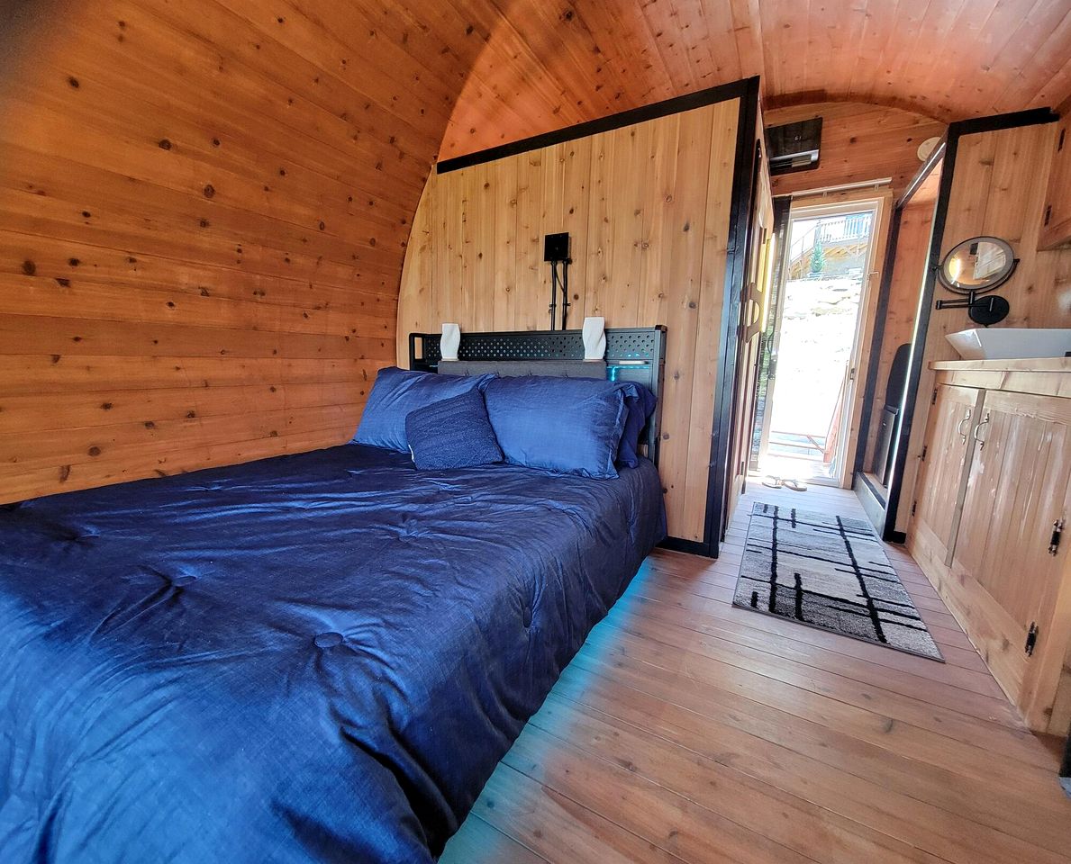 Incredibly Unique Barrel Pod on a Beautiful Private Vineyard with Breathtaking Views for an Unforgettable Glamping Experience in Jonesville, North Car