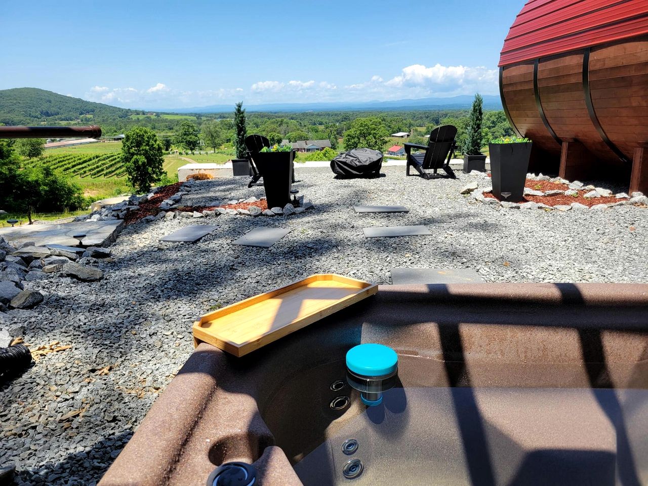 Incredibly Unique Barrel Pod on a Beautiful Private Vineyard with Breathtaking Views for an Unforgettable Glamping Experience in Jonesville, North Car