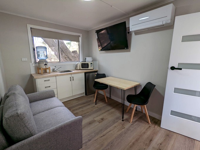 Vacation Rentals (Australia, Dadswells Bridge, --)