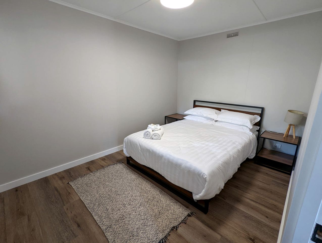 Dadswells Bridge Cabin for a Grampians Wine Country Getaway