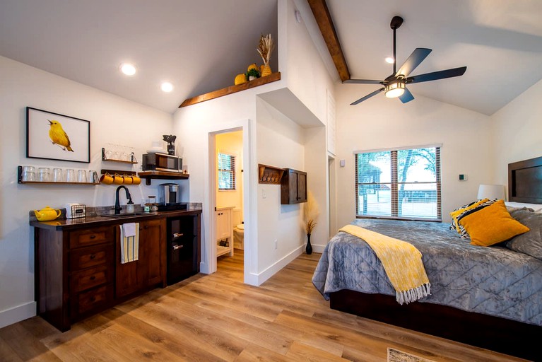 Tree Houses (United States of America, Elm Mott, Texas)