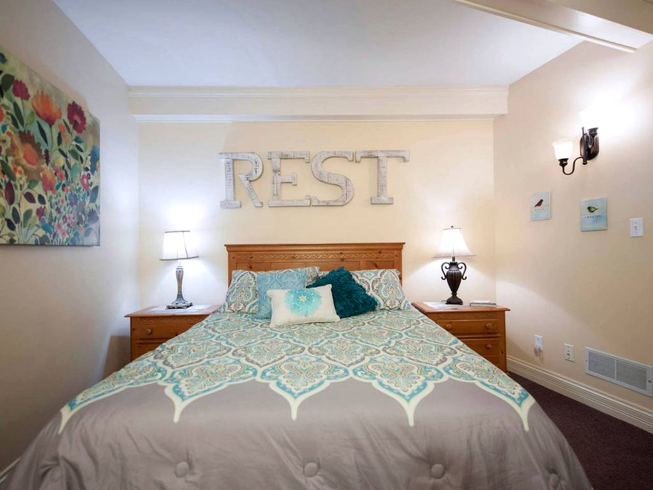 Spacious Vacation Rental for a Group Getaway in Pendleton, Kentucky