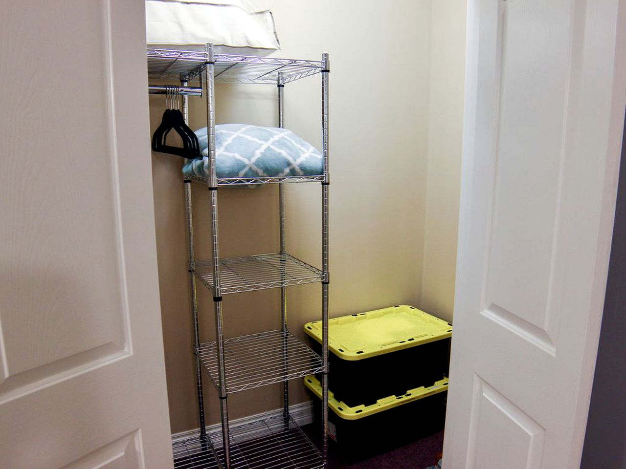 Spacious Vacation Rental for a Group Getaway in Pendleton, Kentucky