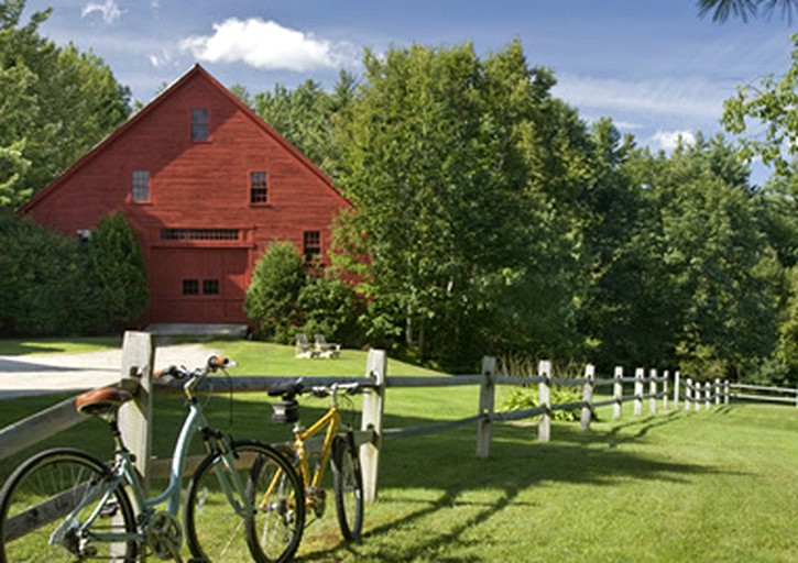 Nature Lodges (Waterford, Maine, United States)