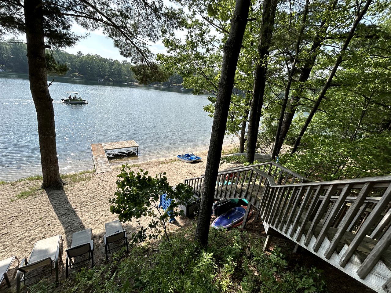 Charming Lakefront Cabin with Hot Tub and Beach Access near Traverse City, Michigan
