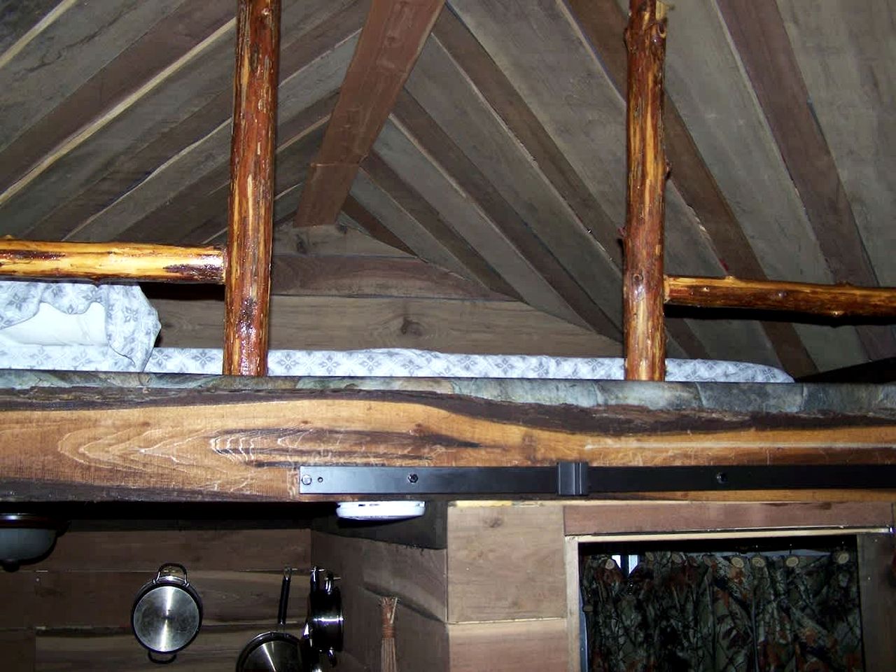 Secluded Watertree Tiny House near Old Hickory Lake – Private Deck, Trails & Breakfast