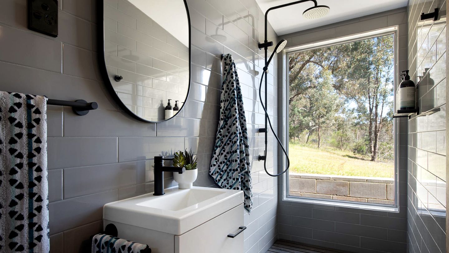 Amazing Villa with Swimming Pool and Lake Access in Hepburn, Victoria