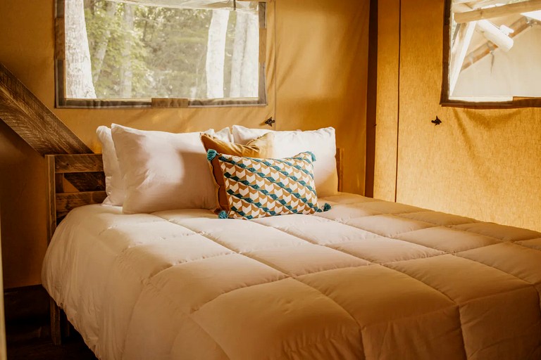 Safari Tents (United States of America, Erwin, Tennessee)