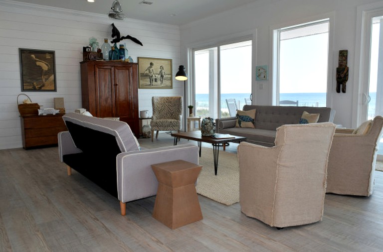Beach Houses in Pensacola & beach condos