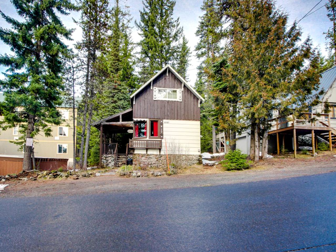 Ski Getaway in Government Camp, Oregon