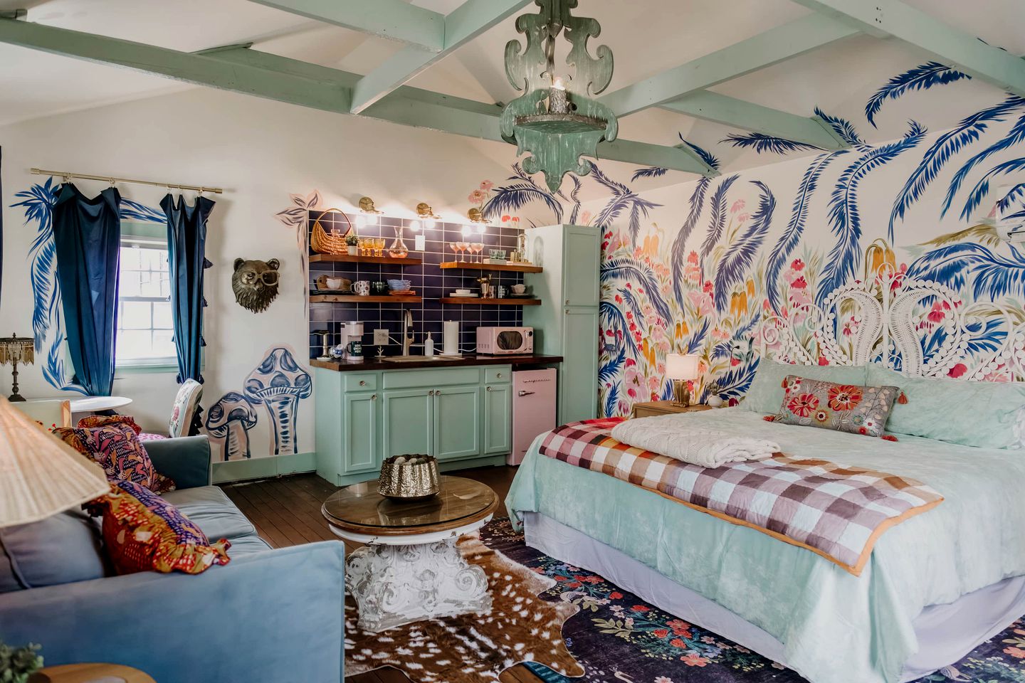 The Wilderness Glam Cabin in Tracy City, TN