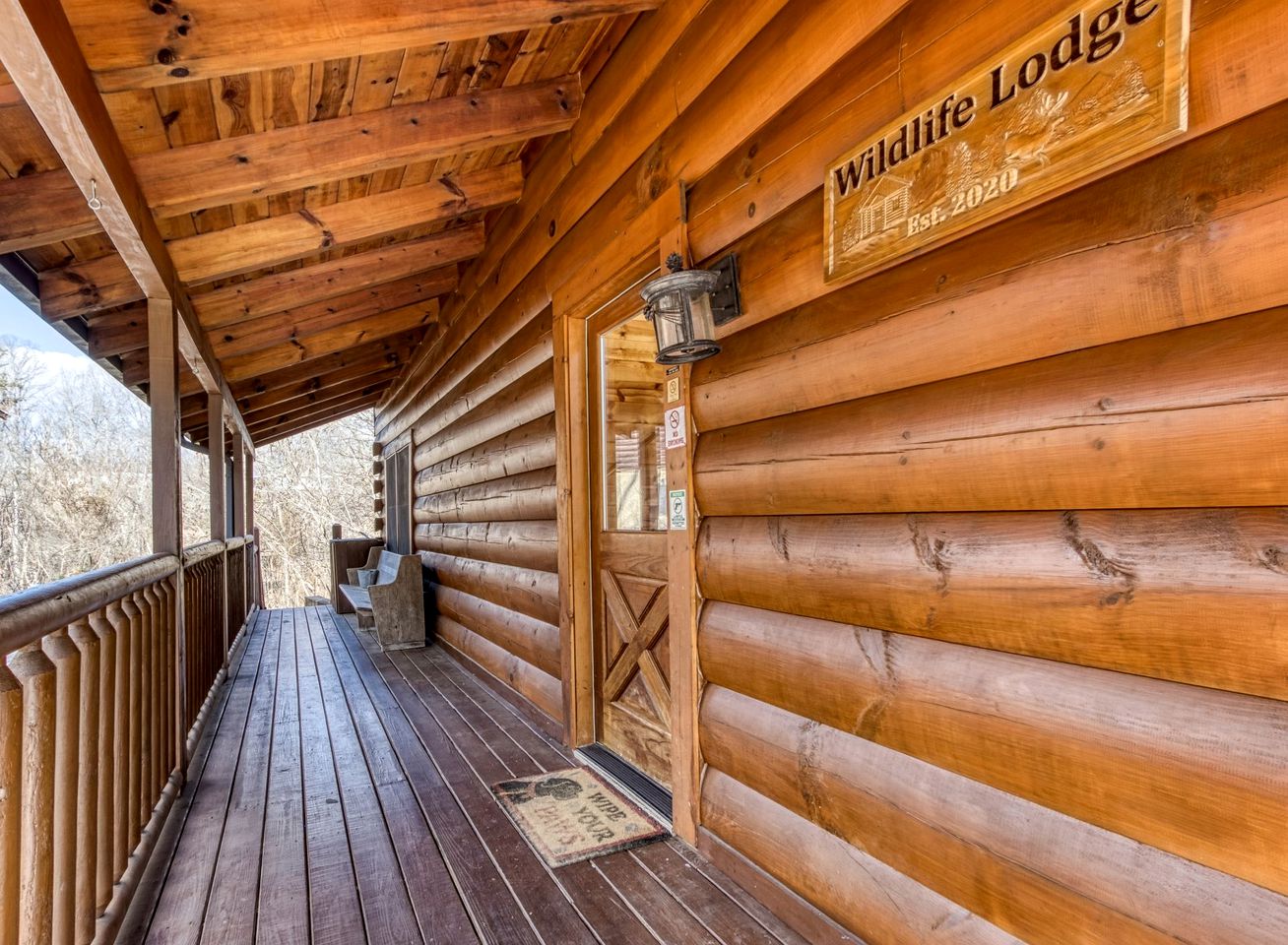 Rustic Elegance Meets Luxury in this Glamping Rental in Sevierville, Tennessee