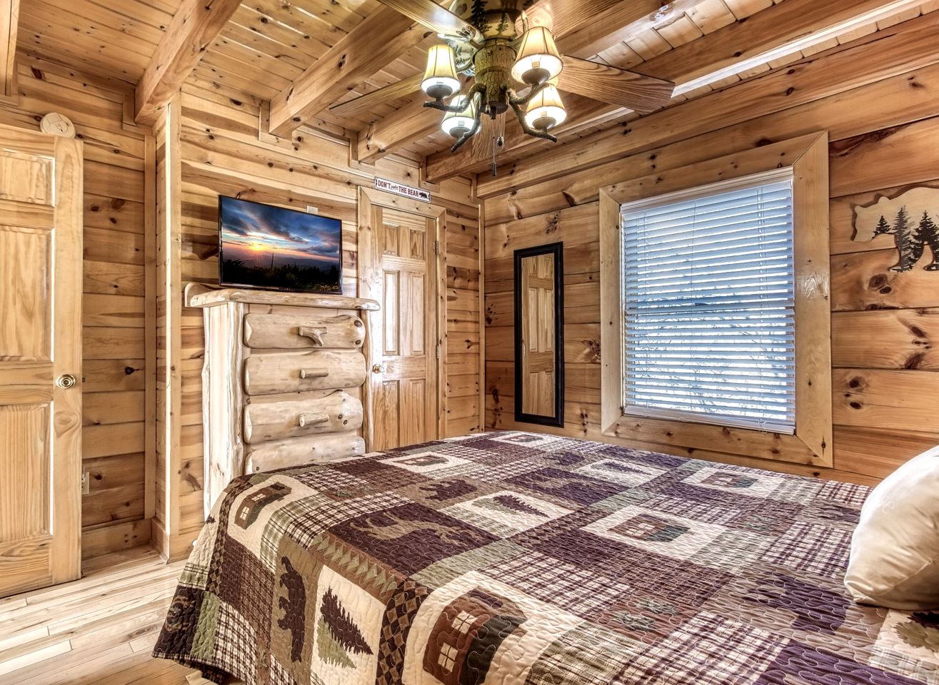 Rustic Elegance Meets Luxury in this Glamping Rental in Sevierville, Tennessee