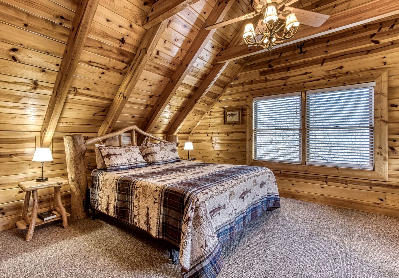Rustic Elegance Meets Luxury in this Glamping Rental in Sevierville, Tennessee