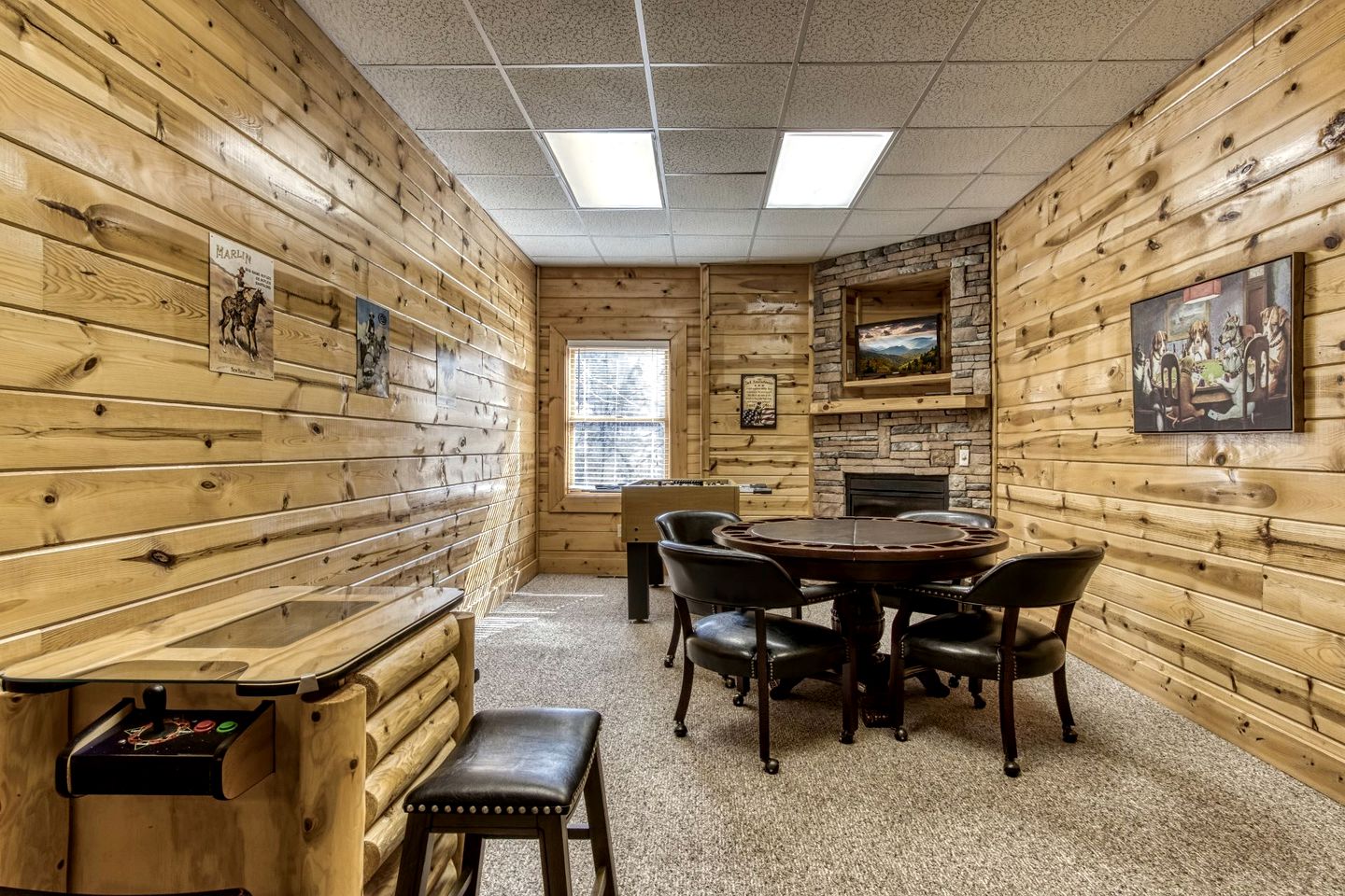 Rustic Elegance Meets Luxury in this Glamping Rental in Sevierville, Tennessee