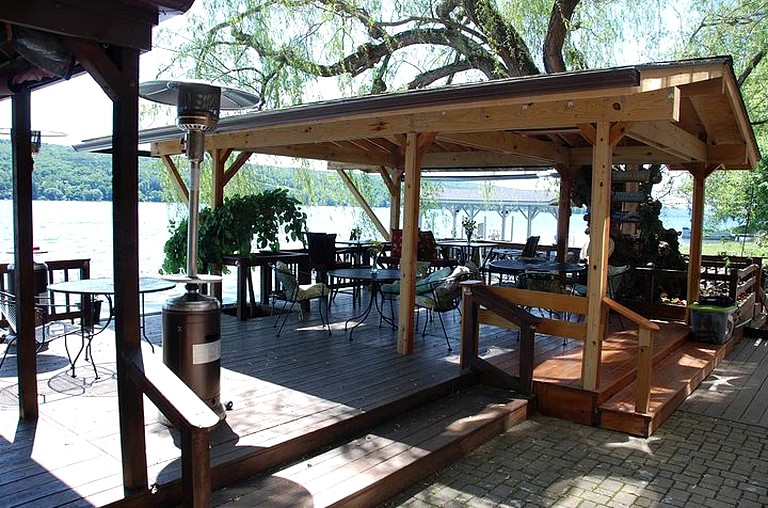 Cottages (Penn Yan, New York, United States)