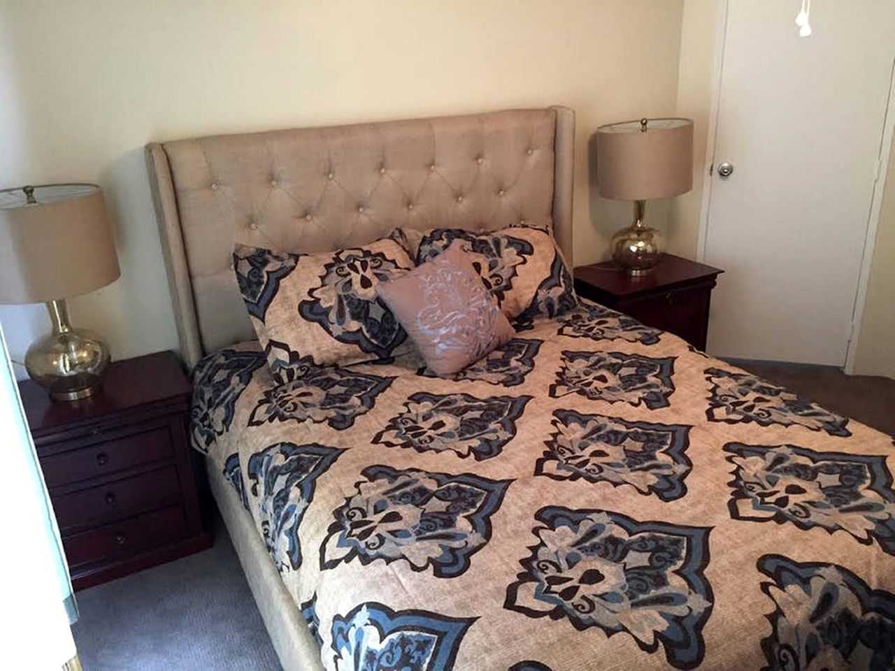 Spacious Modular Rental on Huge Horse and Cattle Farm near Charlottesville, Virginia