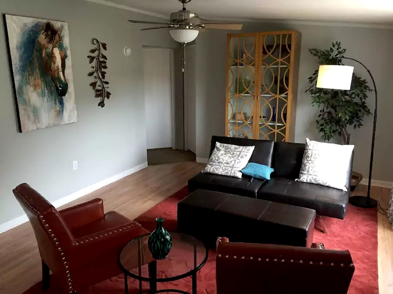 Spacious Modular Rental on Huge Horse and Cattle Farm near Charlottesville, Virginia