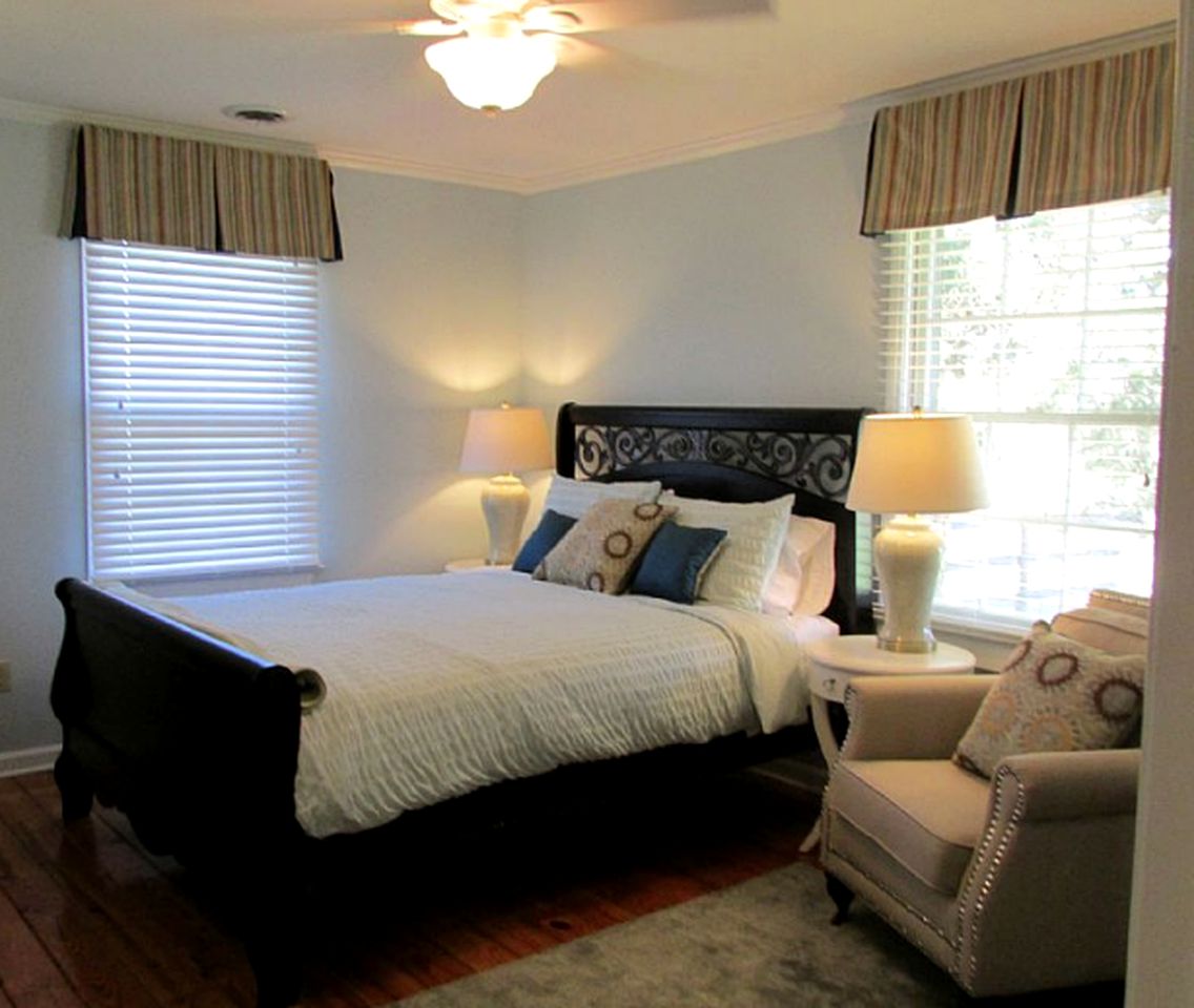 Classic Cottage Rental on Huge Horse and Cattle Farm near Charlottesville