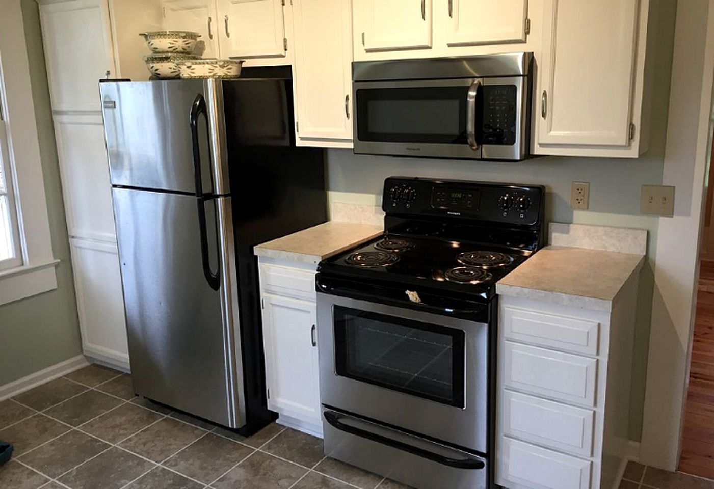 Classic Cottage Rental on Huge Horse and Cattle Farm near Charlottesville