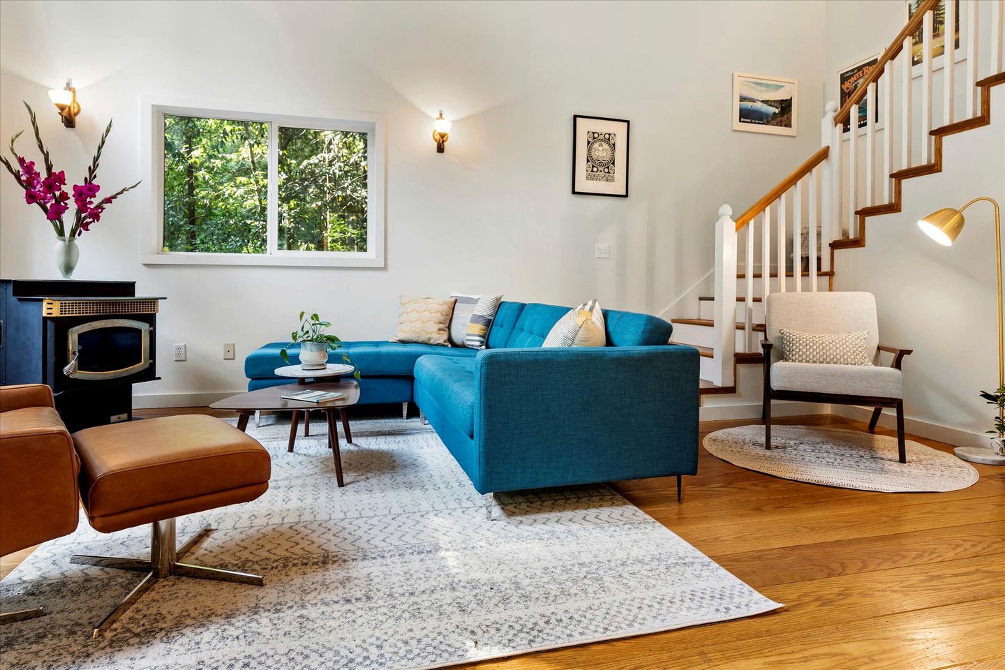 Luxury Glamping in Wooden Chalet near Rio Nido, California