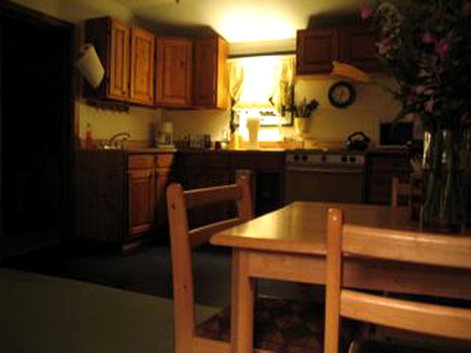 Cabins (Northfield, Vermont, United States)