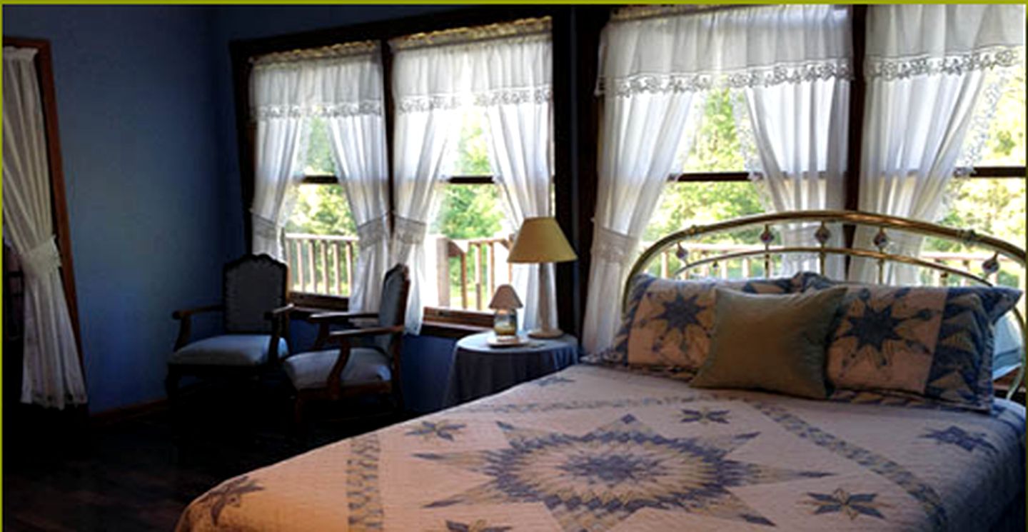 Historic Getaway in Phelps, New York