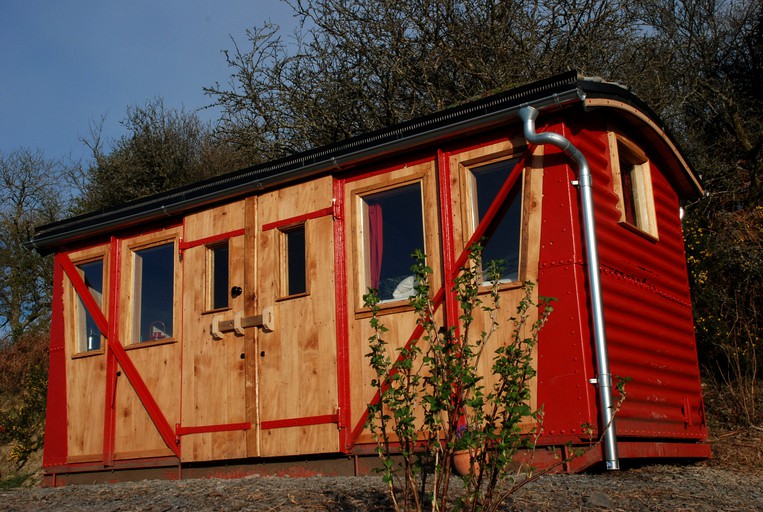 Cabooses (Ceredigion, Wales, United Kingdom)