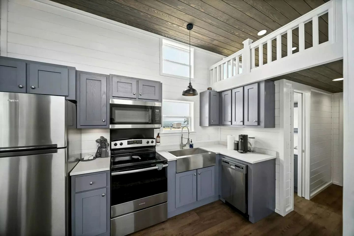 Scenic Tiny Home Retreat with Resort Amenities Near Fredericksburg, TX