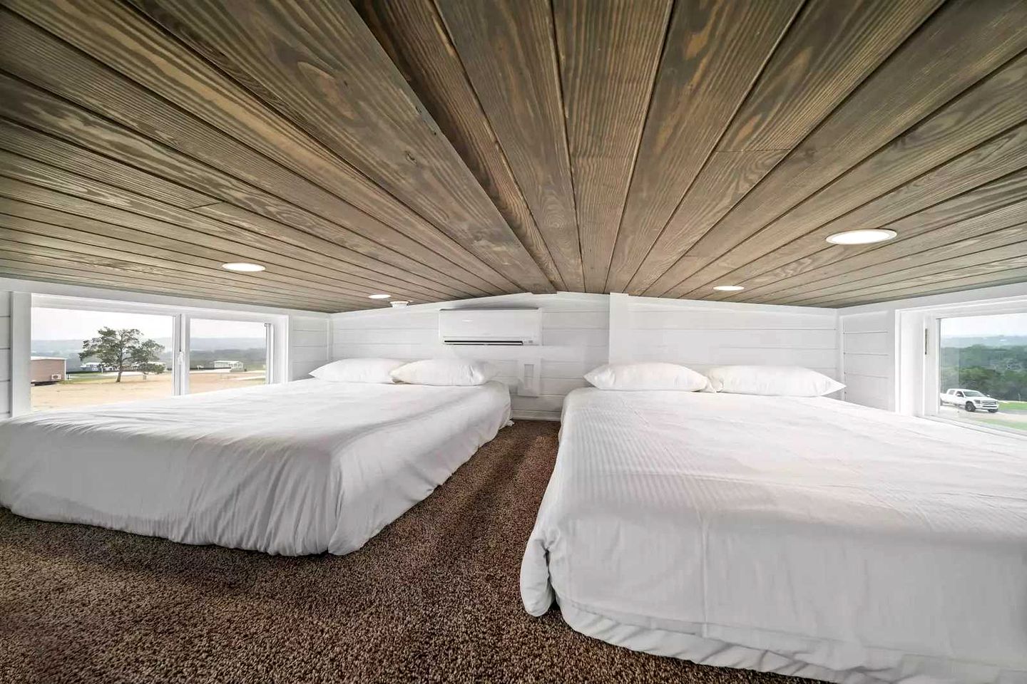 Scenic Tiny Home Retreat with Resort Amenities Near Fredericksburg, TX