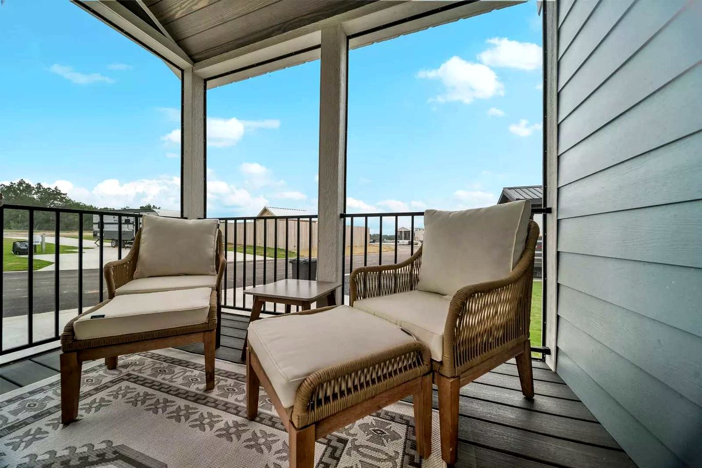 Scenic Tiny Home Retreat with Resort Amenities Near Fredericksburg, TX