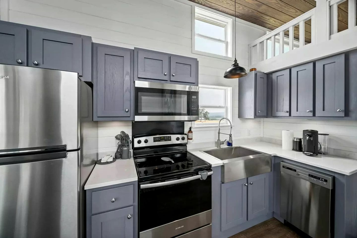 Scenic Tiny Home Retreat with Resort Amenities Near Fredericksburg, TX